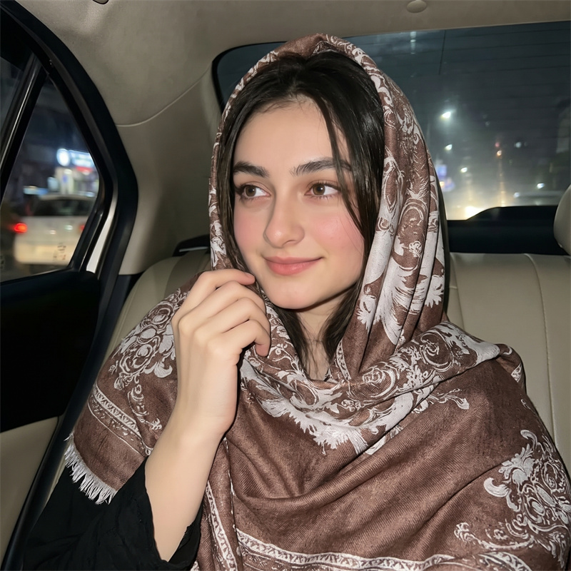 Shawl Wrap Winter - Роскошный хиджаб с барочным принтом, женский